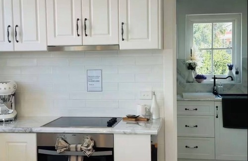 Port Lincoln House | French provincial style duck stone cottage.