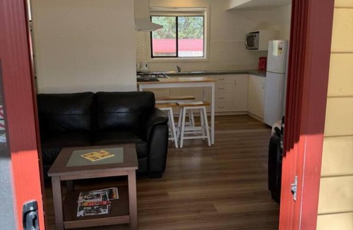 Halls Gap House | Froggys Quarters Cabin 9 Wombat