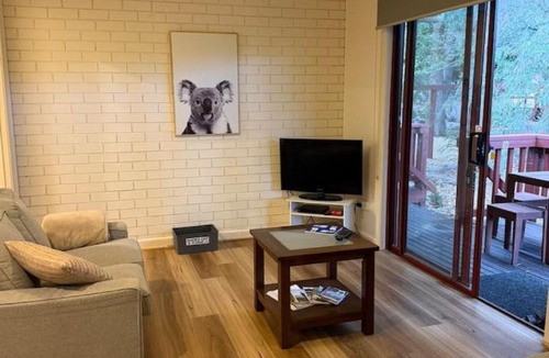 Halls Gap House | Froggys Quarters Private Nature Retreat