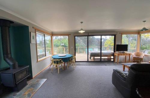 Lunawanna House | Fully fenced, wrap around decks, water on 3 sides