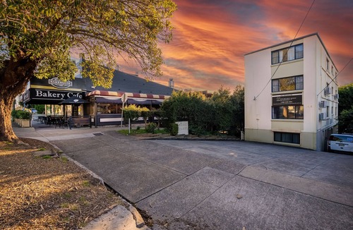 Drummoyne Apartment | Fully Furnished and Equipped Studio in Drummoyne - Monthly Discounted Rate