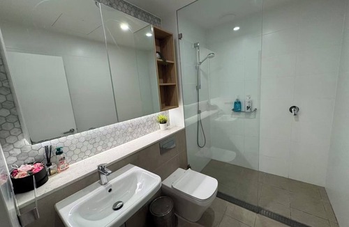 Erskineville Apartment | Fully Furnished Studio In Erskineville