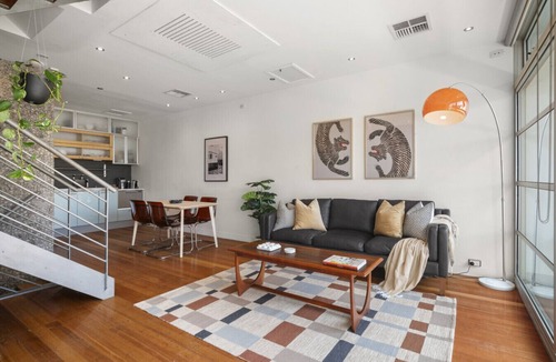 Fitzroy Villa | Funky townhouse - rooftop with city views
