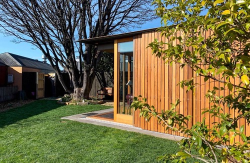 Battery Point Villa | Fusilier Cottage: luxury boutique accommodation in Battery Point