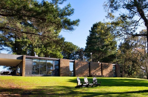 Glenlyon House | Gabion Hill - beautifully designed and deeply connected to the land