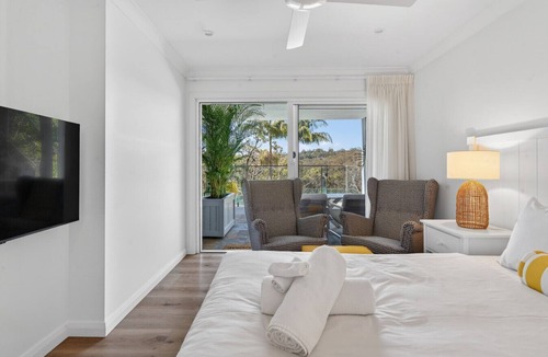 Forestville Apartment | Garigal Studio with Pool Access and EV charger