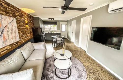 Manifold Heights Apartment | Geelong West Unit