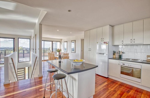 St Helens House | Georges Bay Luxury