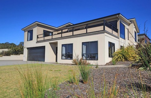 St Helens House | Georges Bay Luxury