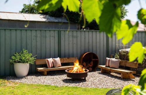 Central Mudgee House | Georgie's Cottage - The Perfect Mudgee Getaway