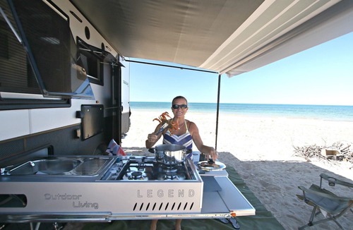 Exmouth House | Glamping caravan hire Ningaloo