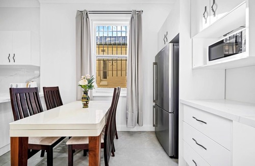 Glebe House | Glebe Gem | 4Bd with City & Nature at Doorstep