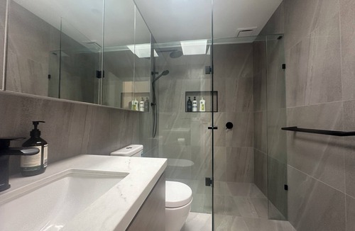 Glen Waverley House | Glen waverley four bedroom townhouse WIFI Garage