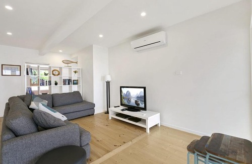 Lorne Villa | Godalming