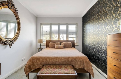 Woollahra Apartment | Goldie Grand An Art Deco Gem at Centennial Park