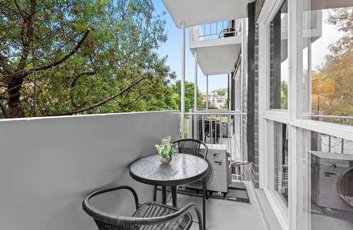 Parkville Apartment | Gorgeous 1-Bed Apartment near Melbourne Uni