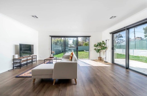 Hawker House | Gorgeous Hawker Townhouse