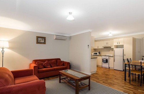 Dubbo Cottage | Gortaderra - Clare Cottage