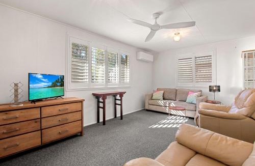 Currimundi House | Gothic Pde 16, Currimundi