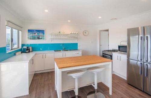 Gracetown House | Gracetown Beach House - relaxing beachside holiday