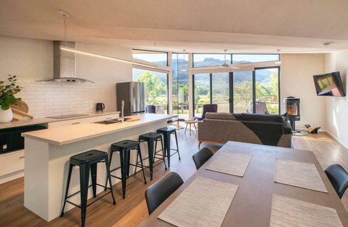 Halls Gap House | Grampians Villas - Gumleaf Villa