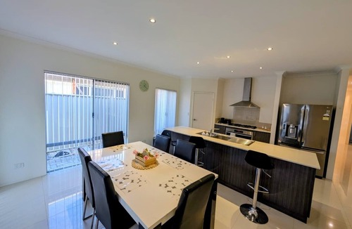 Harrisdale House | Grand Comfort