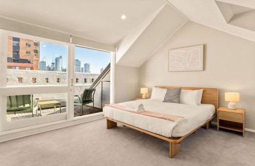 Potts Point Apartment | Grand Victorian Terrace Near Sydney Harbour