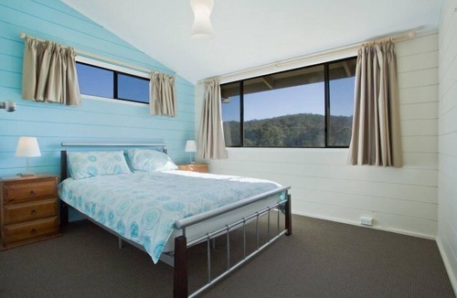 Merimbula Cabin | Grantys House - 3 bedroom option