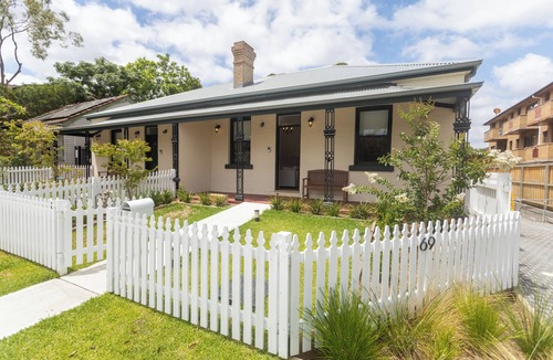 Granville House | Granville Heritage Lodge