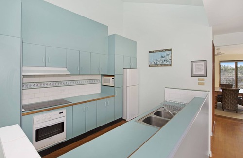 Avoca Beach House | Great For 2 Families - Close to the Beach