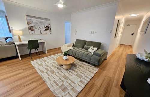 Tuncurry Apartment | Great Lakes Short Stay Accommodation - Lake Street Apartment