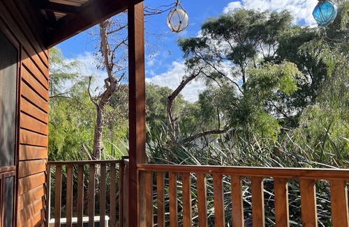 Bremer Bay House | Great location, walking distance to beach, shops and pub.