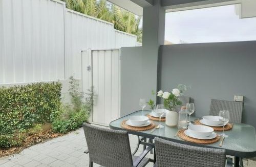 Balga House | Great Modern 3 Bedroom Home Near Beaches and City