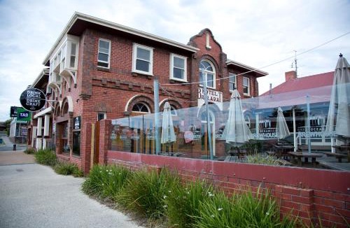 Apollo Bay Hotel | Great Ocean Road Brewhouse Apollo Bay