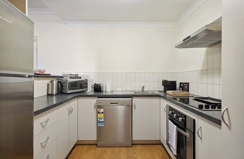 Northbridge Apartment | Great Value| 2 Bedroom | Secure | Northbridge Apartment