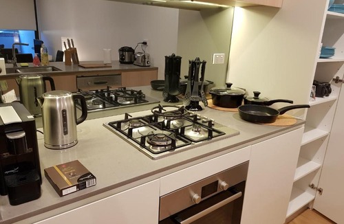 Waterloo Apartment | Green Square City Fringe Apartment