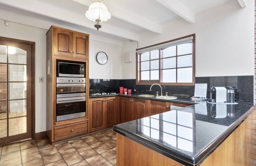 Hobart Central Business District Apartment | Grosvenor Court Apartments Hobart