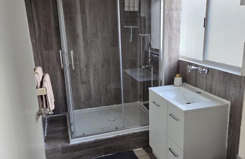 Kingston House | Guest Unit