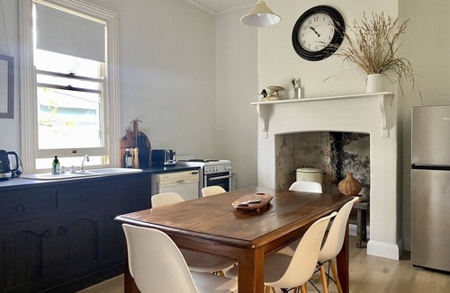 Central Mudgee Cottage | Guests give 5star reviews-cleanliness/location ! 5min walk to town. Dog friendly