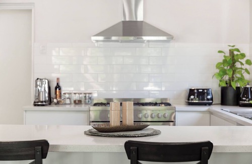 Guildford House | Guildford Cottage | Swan BnB Management