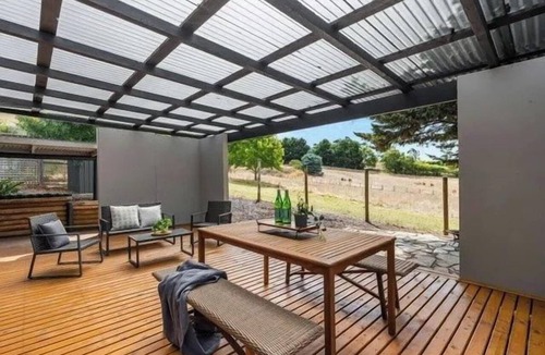 Hahndorf House | Hahndorf Log Cabin, Adelaide Hills