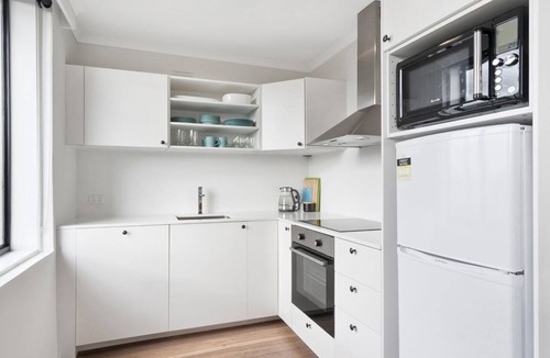 South Yarra Apartment | Hakuna - Modern 2 bedroom apartment