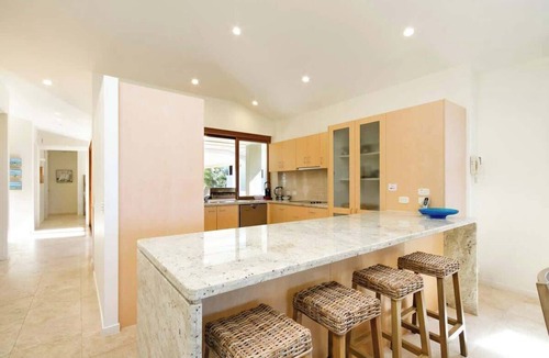 Sunshine Beach Apartment | Hale Lani 2 - Oceanview Penthouse Paradise