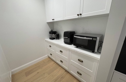 McCrae House | Hampton Haven -Brand New 5 Bedroom Home.