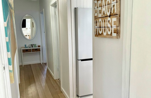 Tootgarook House | Hamptons home, walk to beach and cafe, short drive to hotsprings,golf & wineries