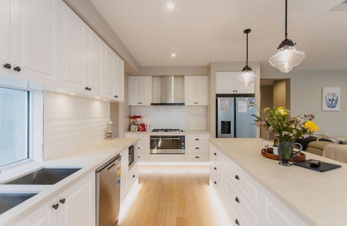 Torquay House | Hamptons in Torquay (499550)