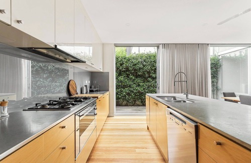 Brighton House | Hanby by the Bay, Brighton