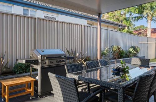 Hamlyn Terrace House | Hannahs Holiday House Hamlyn Terrace
