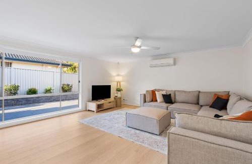 Hamlyn Terrace House | Hannahs Holiday House Hamlyn Terrace