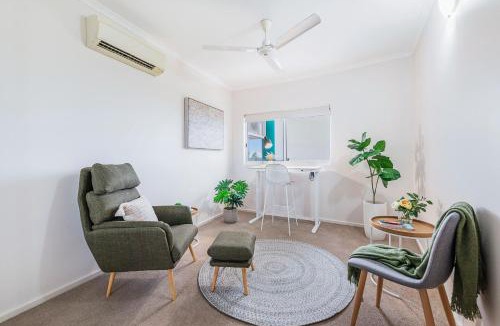 Darwin City Centre Apartment | Harbour Haven - A Parkside CBD Address